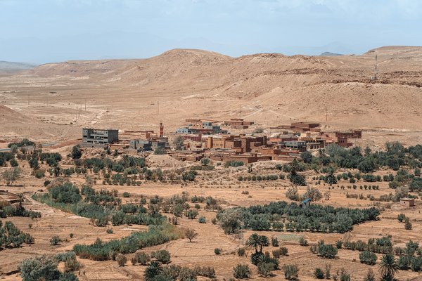Comment découvrir les traditions artisanales des villages berbères au Maroc?
