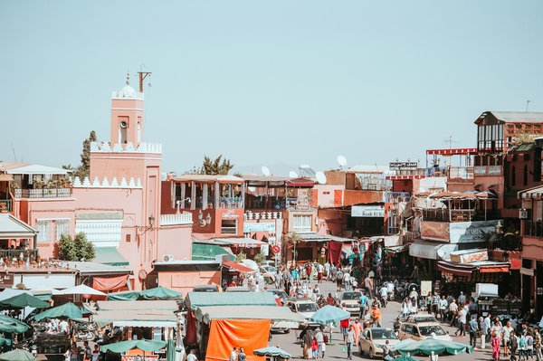 Comment vivre une expérience immersive dans une communauté berbère au Maroc?